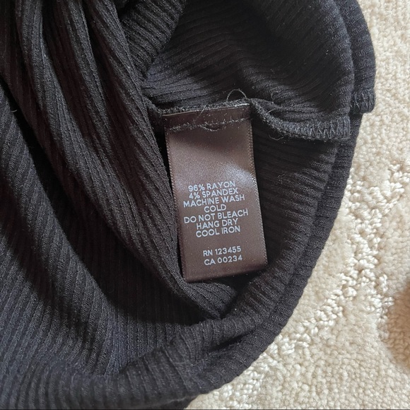 Design Lab Cold Shoulder Long Sleeve Shirt - Picture 5 of 5